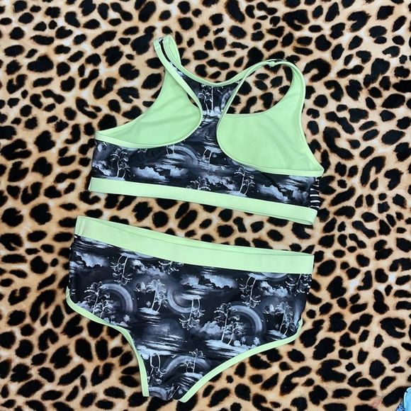 •WONDER NATION• black/white tropical sunset print bikini size 14/16 - Picture 3 of 5